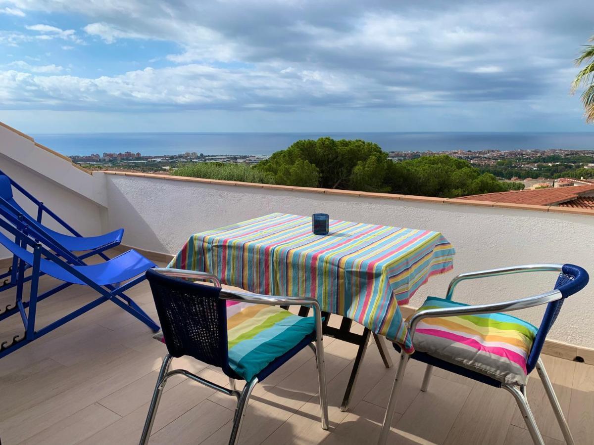 Palm Maresme - Suite With Bathroom And Terrasse With Ocean Views In A Private Villa Vilassar de Dalt Kültér fotó